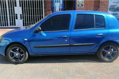  2005 Renault Clio 