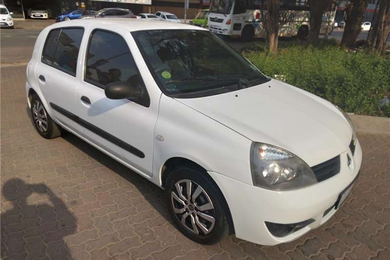 Used 2004 Renault Clio 