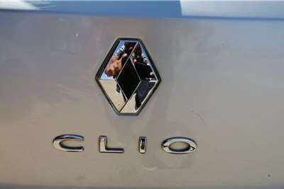  2008 Renault Clio Clio 1.6 Expression 5-door