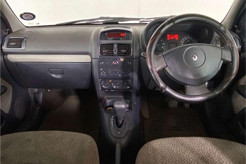  2005 Renault Clio 