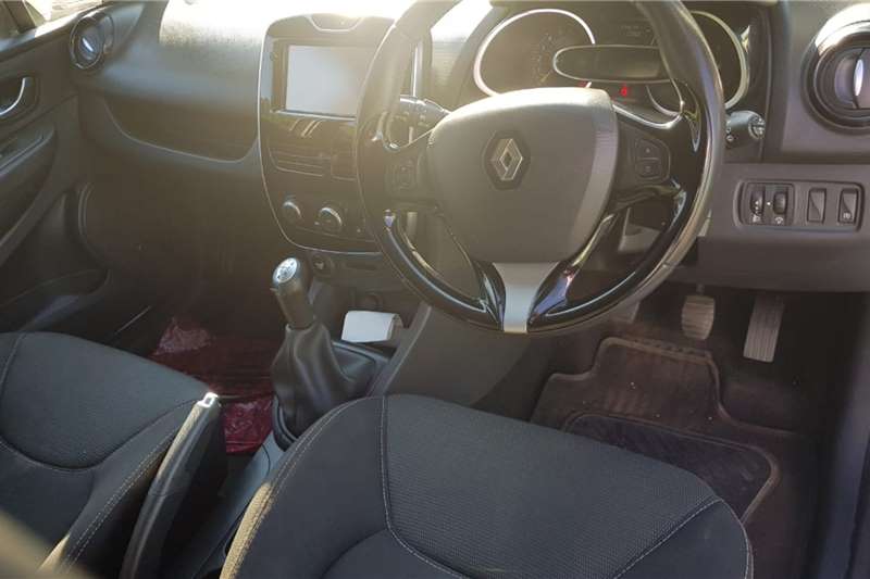 Used 2015 Renault Clio 