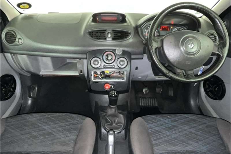 2007 Renault Clio