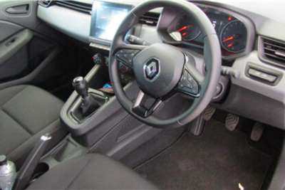 Used 2023 Renault Clio CLIO V 1.0T LIFE