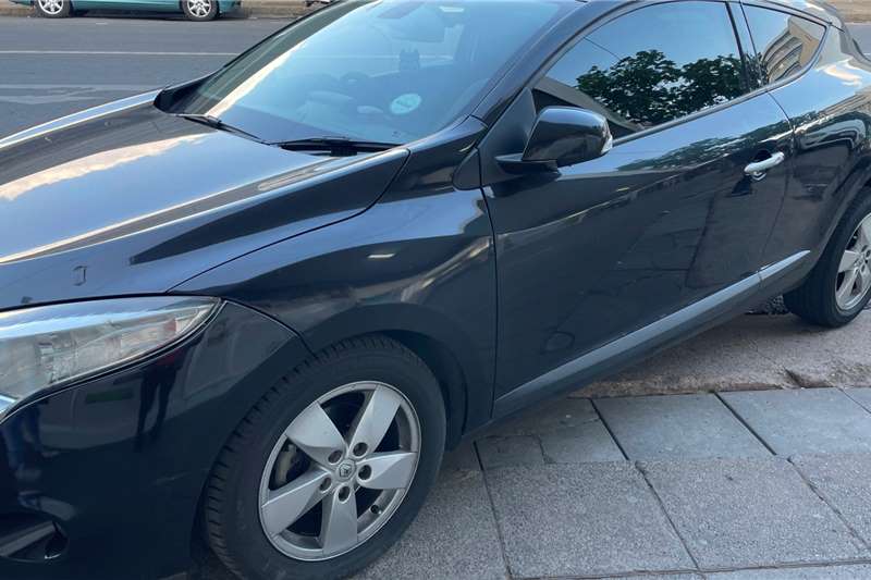 Renault Megane Coupe 1.6 Expression 2013