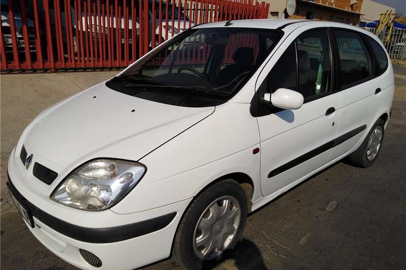 Renault Scenic 1.6 Expression 2000