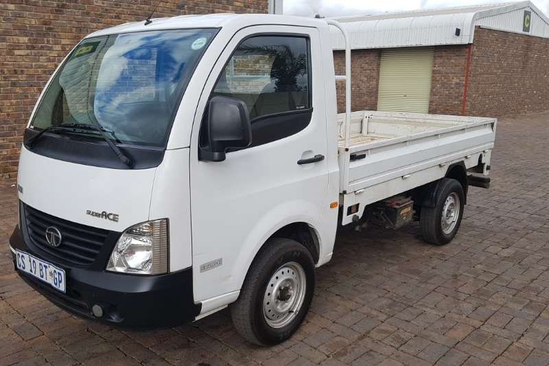 Tata Super Ace 1.4D DLE WITH RUBBERIZED LOAD BIN 2013
