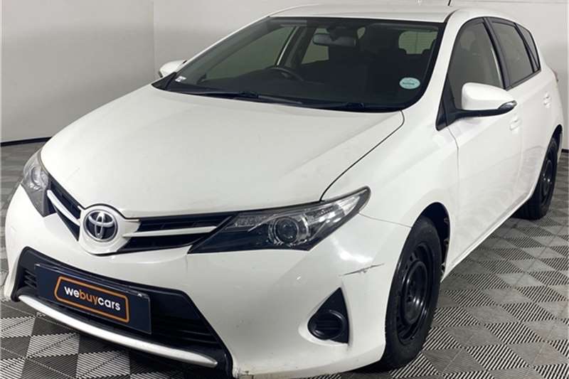 Toyota Auris 1.3 X 2013