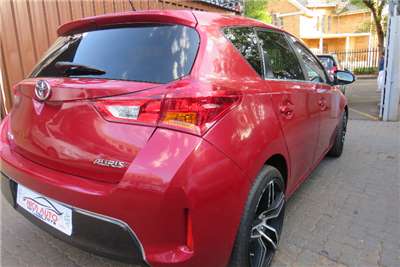  2015 Toyota Auris Auris 1.6 RS