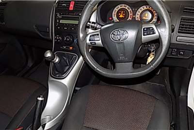  2013 Toyota Auris Auris TRD