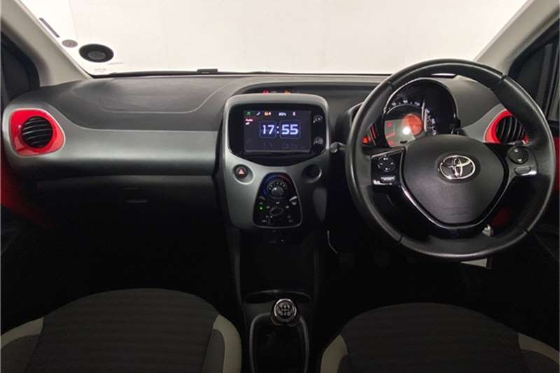 Used 2020 Toyota Aygo Hatch AYGO 1.0  X  PLAY (5DR)