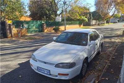  2000 Toyota Camry 