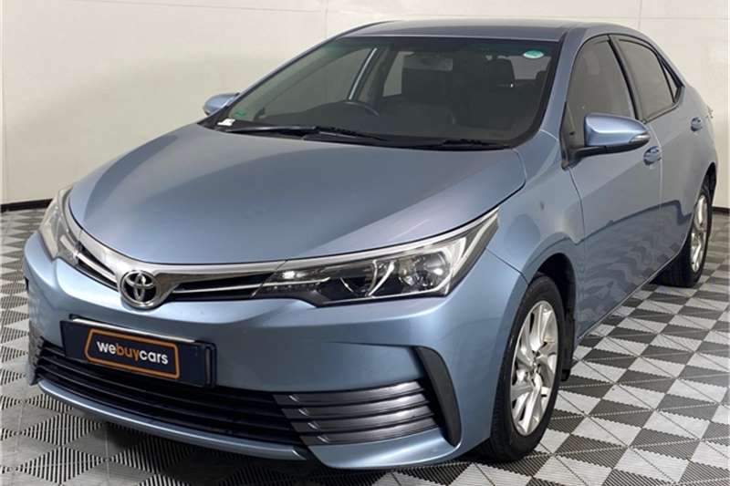 Used 2017 Toyota Corolla ( Petrol / Manual ) Cars for sale