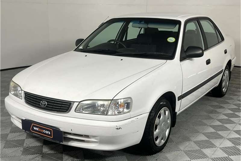 Used 2000 Toyota Corolla 