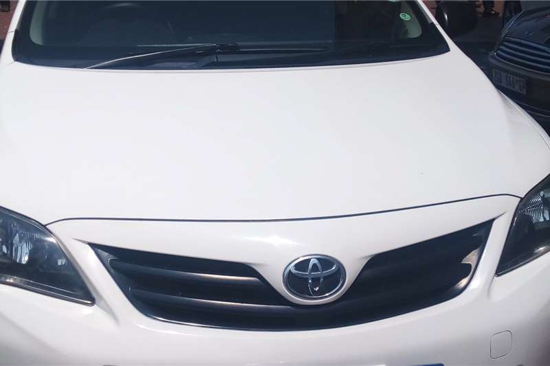 Toyota Corolla Quest 1.6 2015