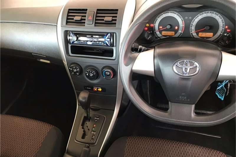 Toyota Corolla Quest 1 6 Auto 2015