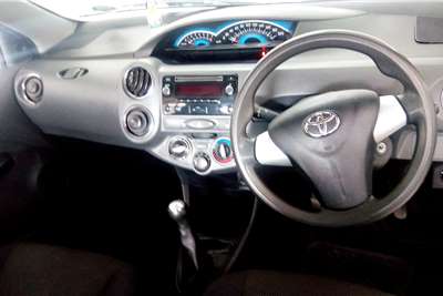  2015 Toyota Etios 