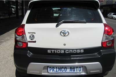  2015 Toyota Etios Cross 