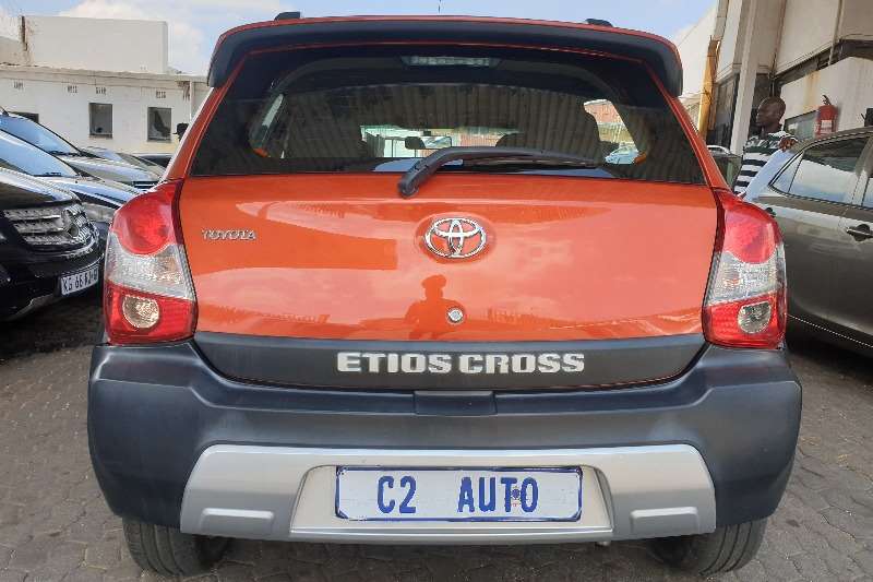 Toyota Etios Cross 1.5 Xs 2014