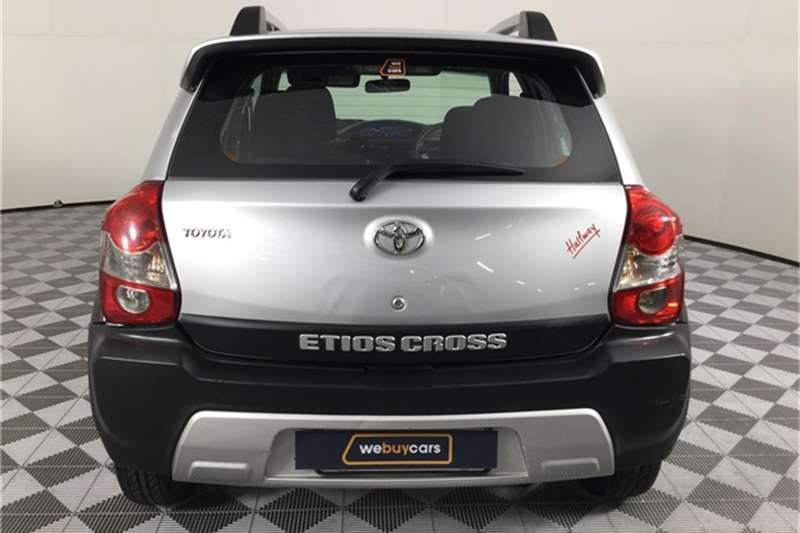 Toyota Etios Cross 1.5 Xs 2016