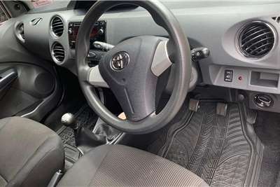  2017 Toyota Etios Etios Cross 1.5 Xs