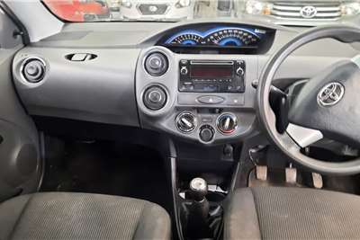  2017 Toyota Etios Etios Cross 1.5 Xs