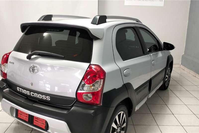Toyota Etios Cross 1.5 Xs 2019