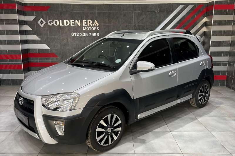 Toyota Etios Cross 1.5 Xs 5Dr 2015