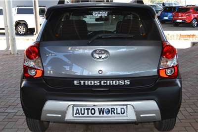  2017 Toyota Etios Cross ETIOS CROSS 1.5 Xs 5Dr