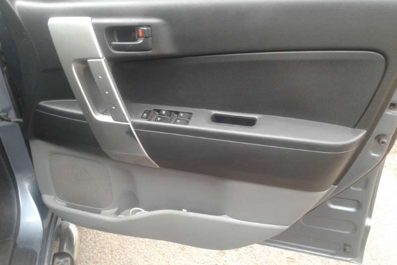 Toyota Etios hatch 1.5 2013