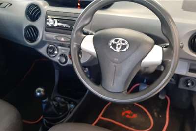  2013 Toyota Etios Etios hatch 1.5 Sprint