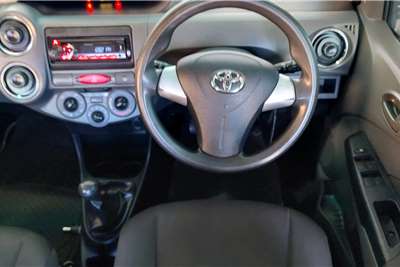  2013 Toyota Etios Etios hatch 1.5 Sprint