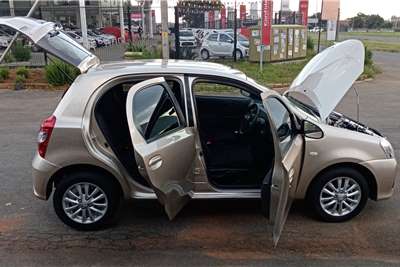  2016 Toyota Etios Etios hatch 1.5 Sprint