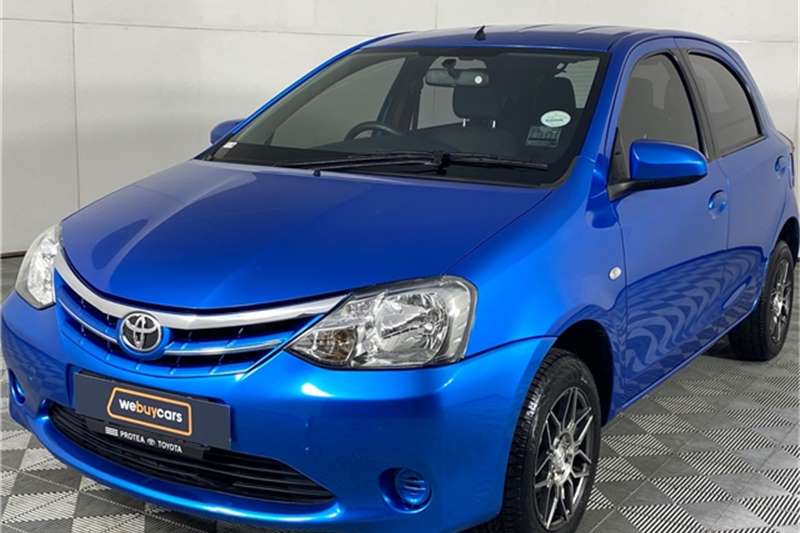 Toyota Etios hatch 1.5 Xi 2018