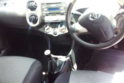  2013 Toyota Etios Etios hatch 1.5 Xs