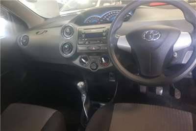  2014 Toyota Etios Etios hatch 1.5 Xs