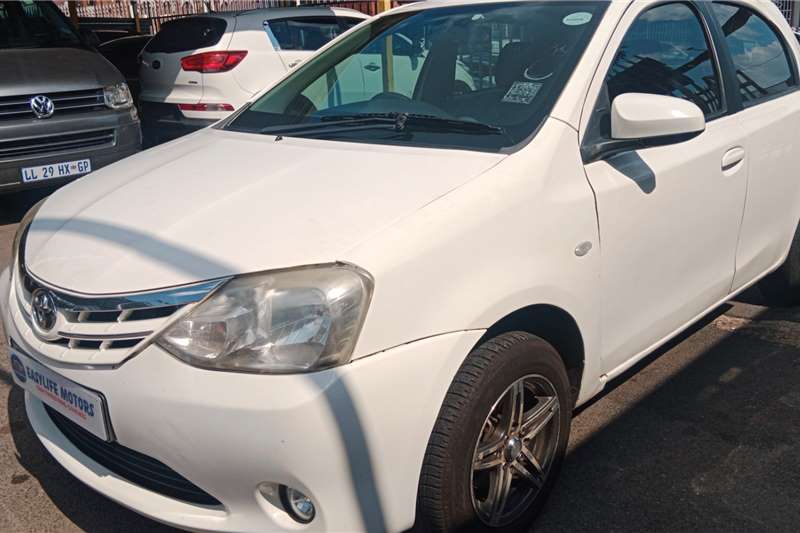 2014 Toyota Etios hatch