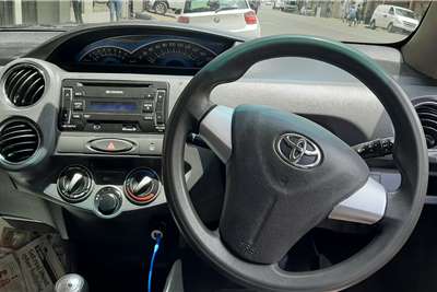  2014 Toyota Etios Etios sedan 1.5 Sprint