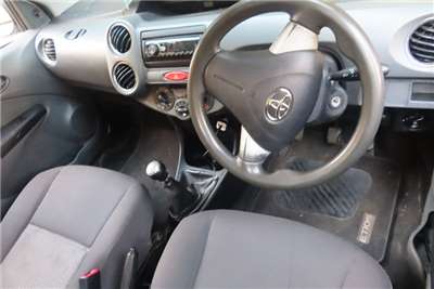  2013 Toyota Etios Etios sedan 1.5 Xi