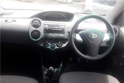  2014 Toyota Etios Etios sedan 1.5 Xi