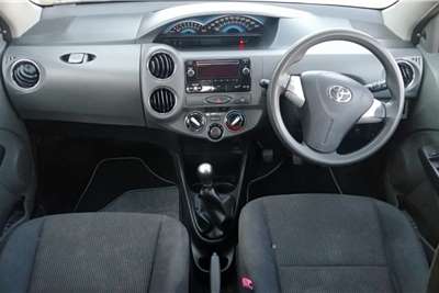  2015 Toyota Etios Etios sedan 1.5 Xi