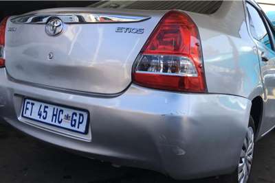  2013 Toyota Etios sedan ETIOS 1.5 Xi