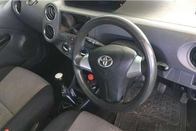  2013 Toyota Etios sedan ETIOS 1.5 Xi