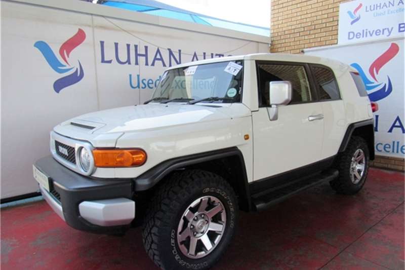 Used Toyota Fj Cruiser Cars For Sale In South Africa Auto Mart