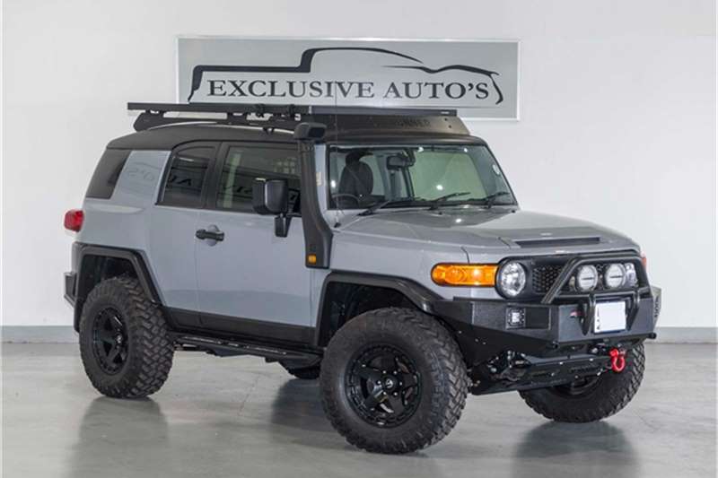 Used 2015 Toyota FJ Cruiser 