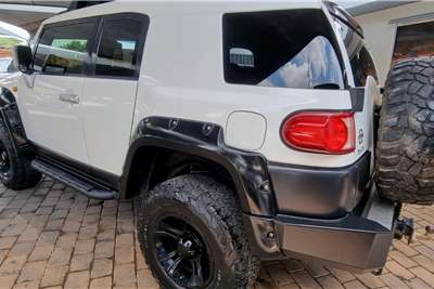  2014 Toyota FJ Cruiser L/CRUISER FJ 4.0 V6 CRUISER