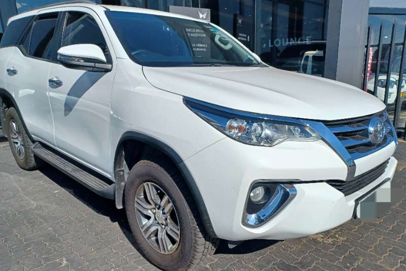 Toyota Fortuner 2.4 GD 6 R/B A/T 2018