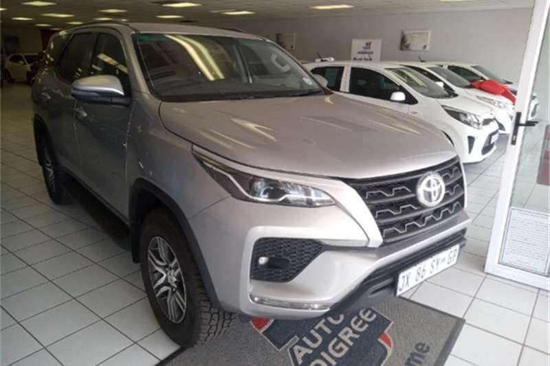 Toyota Fortuner 2.4GD-6 4X4 A/T 2021