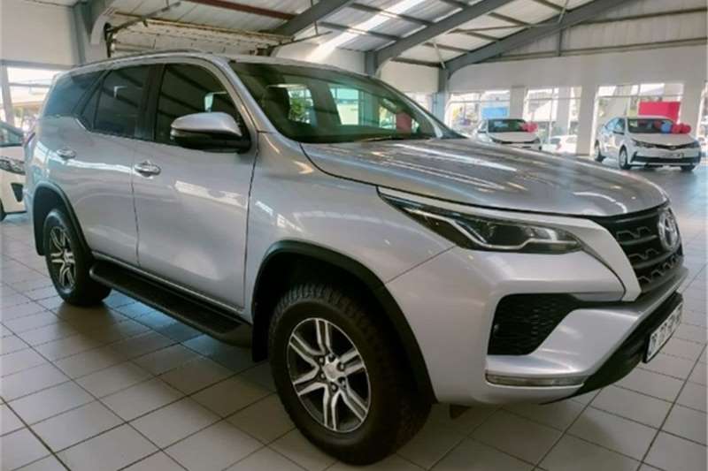 Toyota Fortuner 2.4GD 6 4X4 A/T 2021