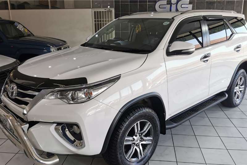 Toyota Fortuner 2.4GD-6 auto 2016