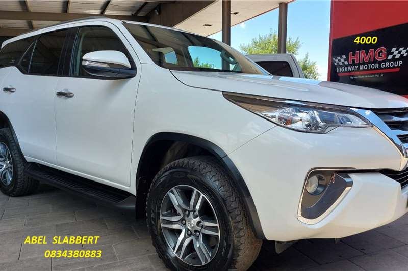 Toyota Fortuner 2.4GD 6 R/B A/T 2016